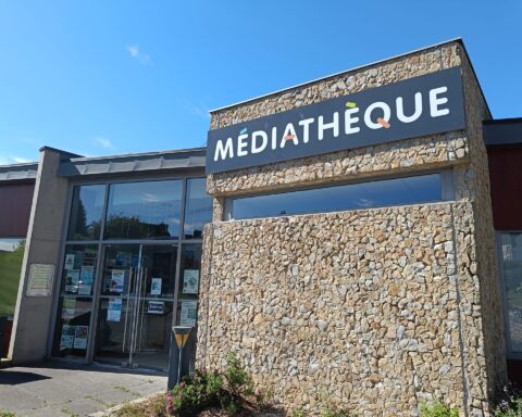 Enseigne médiathèque
