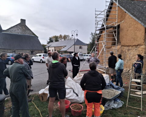 chantier participatif à Saint-Launeuc